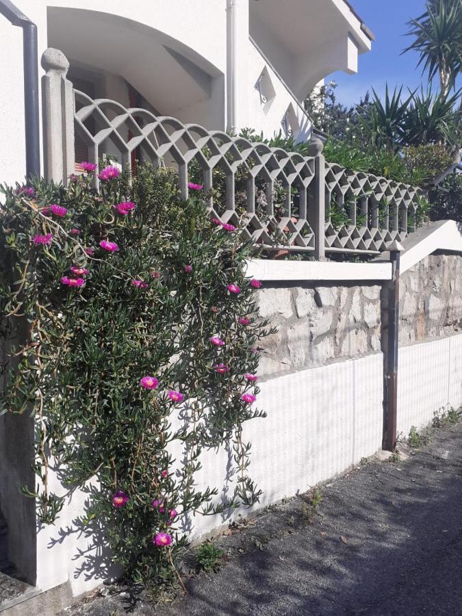 Bressa De Ma Affittacamere, Room & Breakfast Pietra Ligure Exterior photo