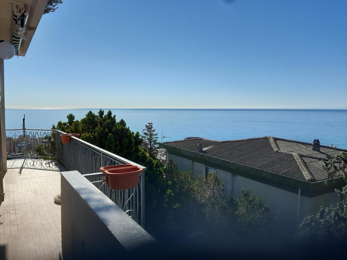 Bressa De Ma Affittacamere, Room & Breakfast Pietra Ligure Exterior photo